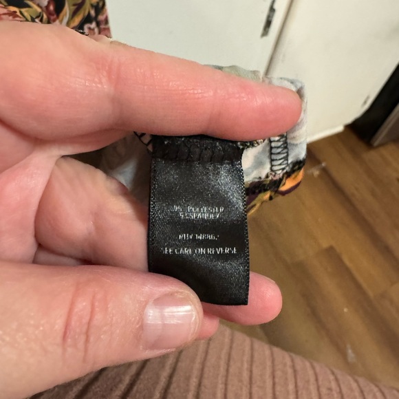 “The Royal Curtain” Size 6 Torrid Floral Dress with Pink and Gold Accents - Picture 6 of 6